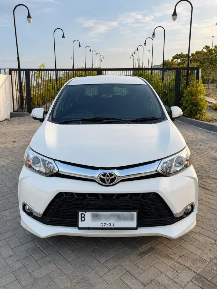 Avanza Veloz 2018 Putih 1.5 AT