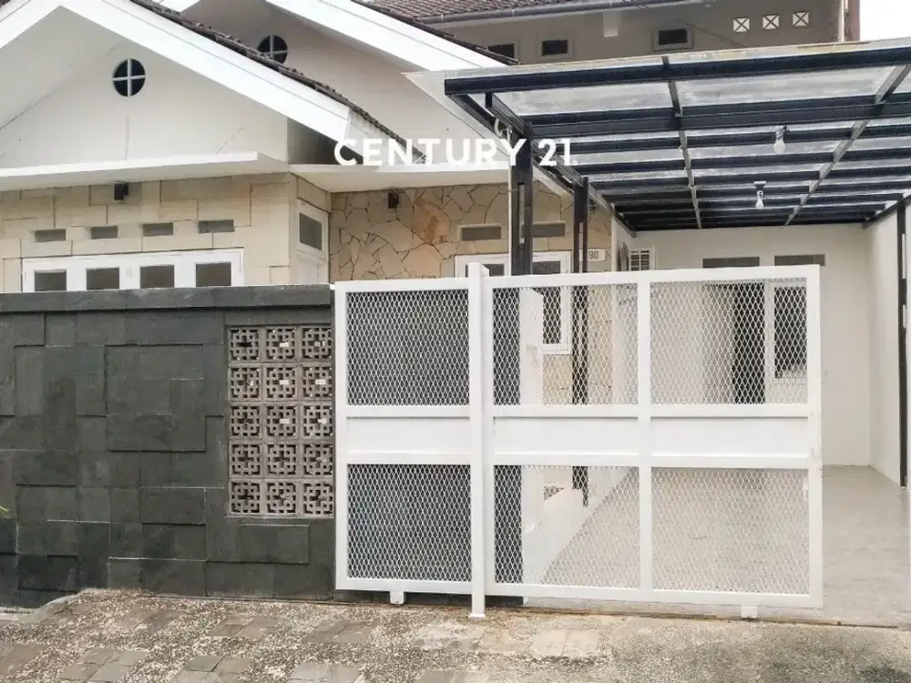 Dijual Rumah Tropis Dengan Lantai Actic Di Bukit Nusa Indah