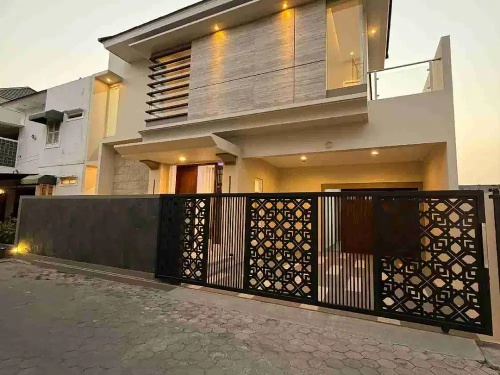 Rumah Mewah Lingkungan Cluster Di Jalan Kabupaten