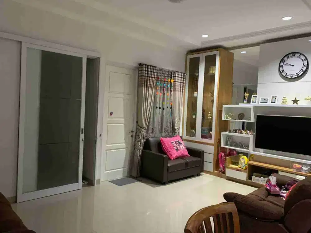 Dijual Rumah Cimareme 2,5 Lantai, LB 216 m², SHM | Rp1,3 M