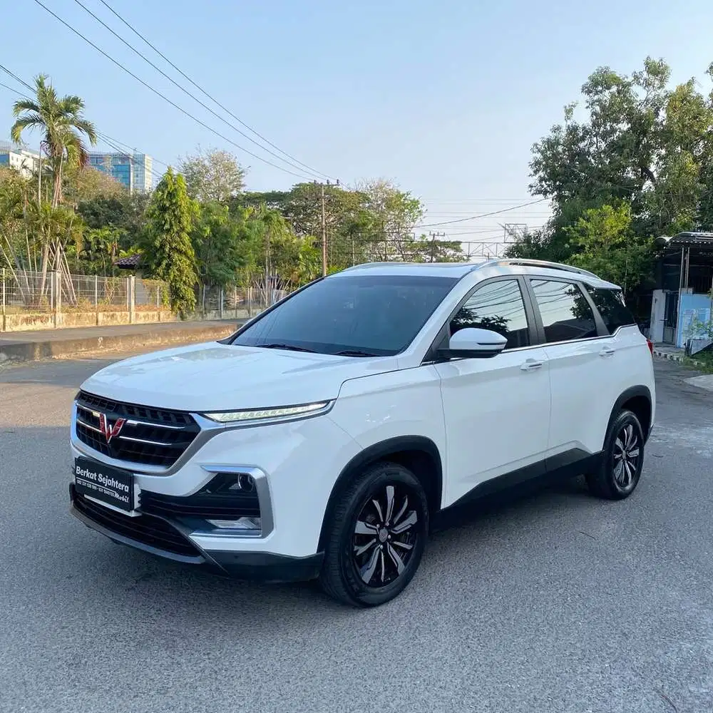(Smart SUV) Wuling Almaz Exclusive 2021 Matic