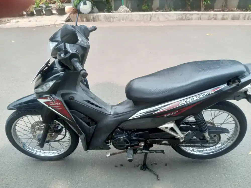 DI JUAL REVO FIT F1 2014 LENGKAP PAJAK PLAT HIDUP