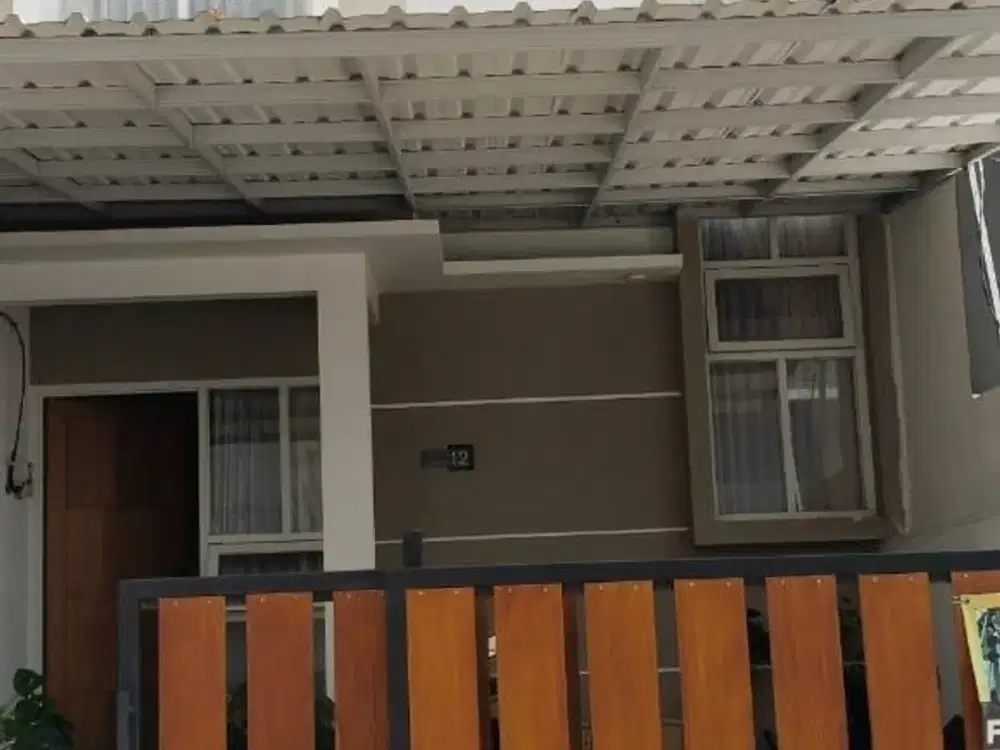 Dijual Rumah Semi Furnish di jl Atletik Tasikmadu Malang Akses Ke Batu