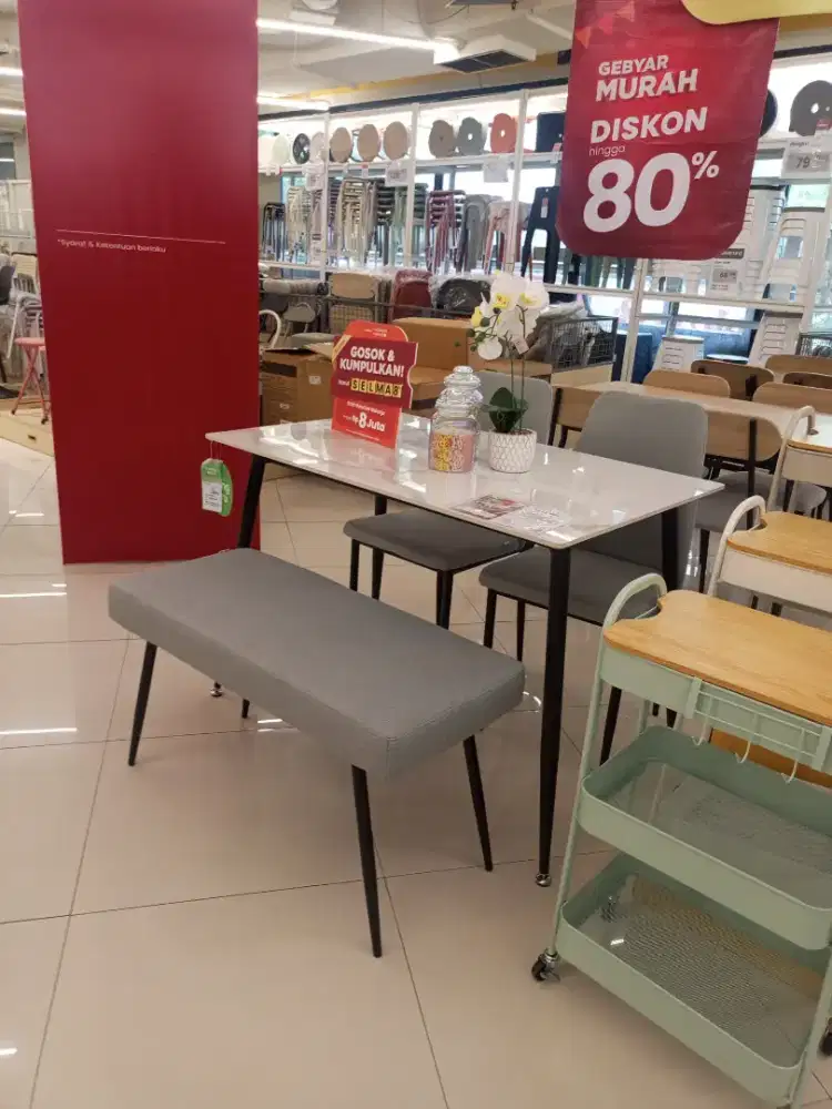 Meja makan milav murah