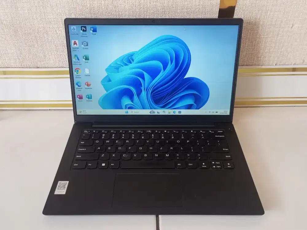 Laptop Lenovo 21CSS04300| i7-1165G7 | 8/256 GB
