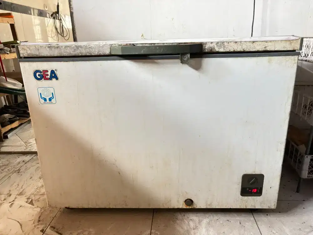 Jual Freezer Box 320 Liter Inverter 140 Watt untuk Usaha