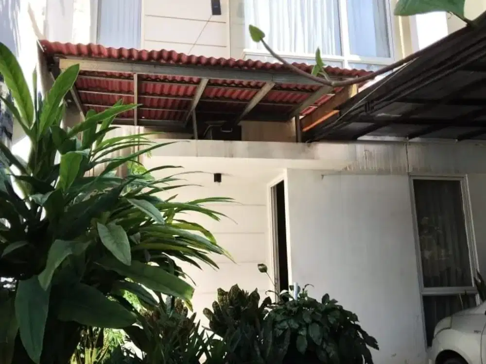 Dijual Rumah Bagus Siaphuni di Urbana Place, BU!!!