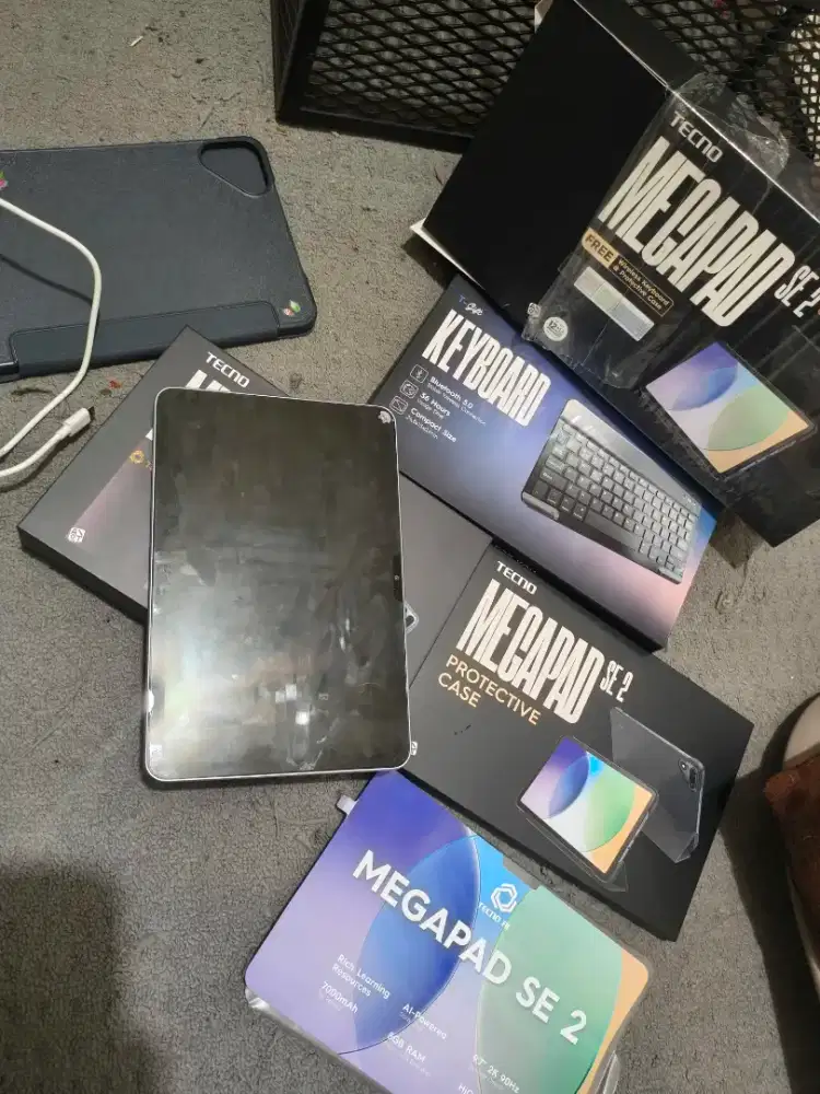Tecno megapad se 2 ram 4+4/128 baru sehari pake