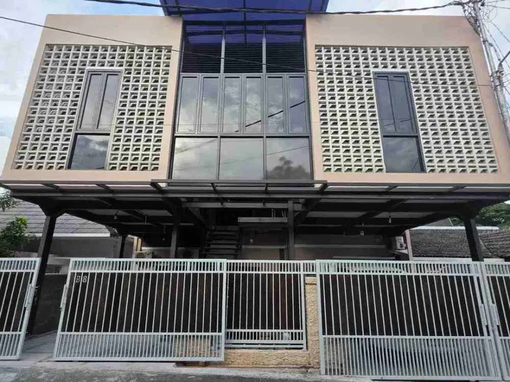 Rumah Mewah Komplek pelita indah, Sepinggan Balikpapan