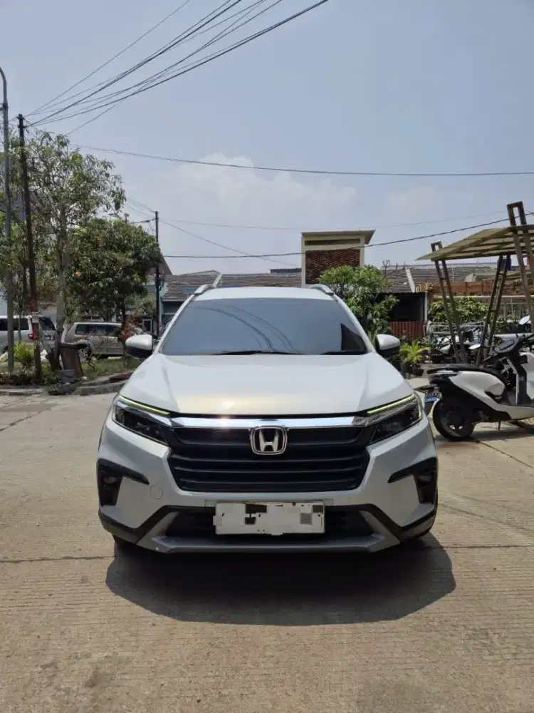 Dijual Honda BRV E CVT 2022
km 140rb
Pajak on surat2 lengkap