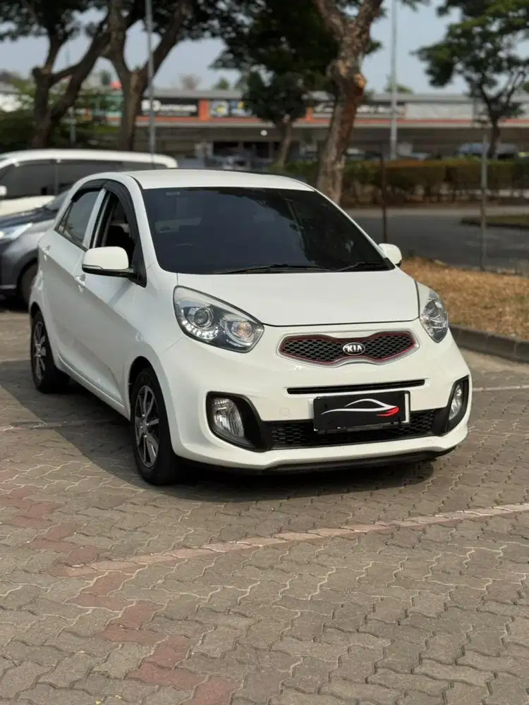 (Cash) Kia Picanto 1.2 SE matic 2014 putih agya ayla murah brio