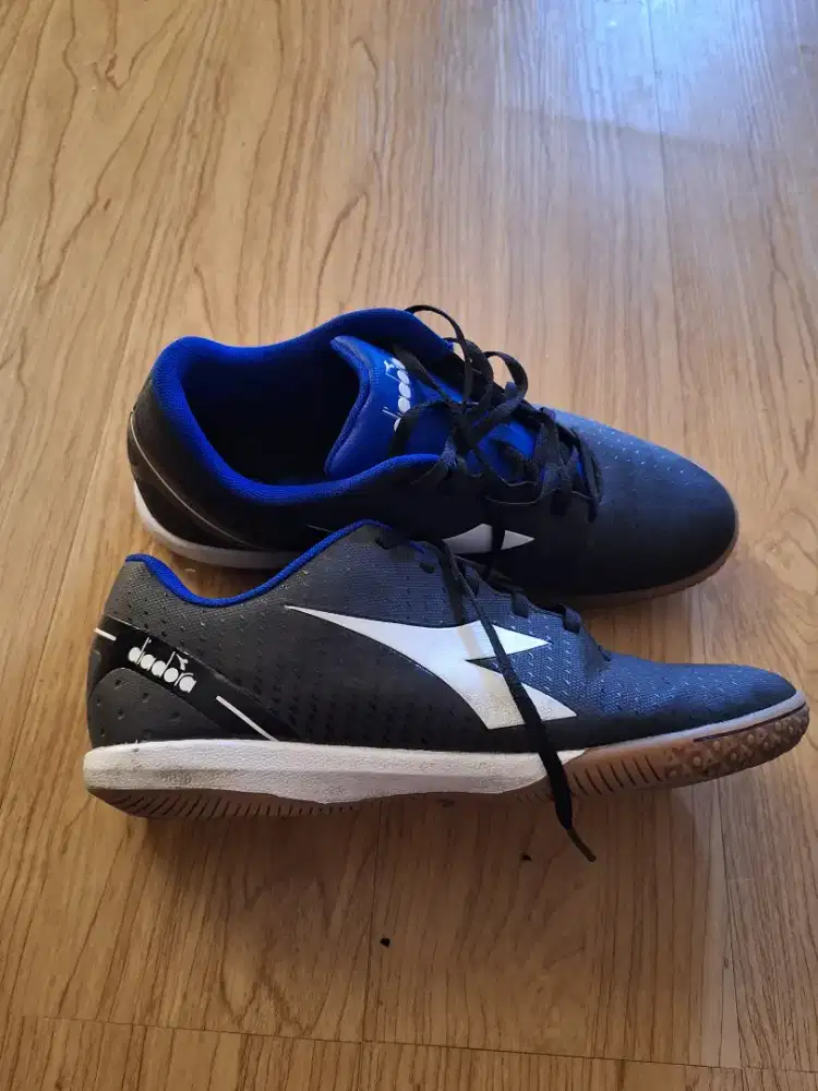 Sepatu Futsal Diadora