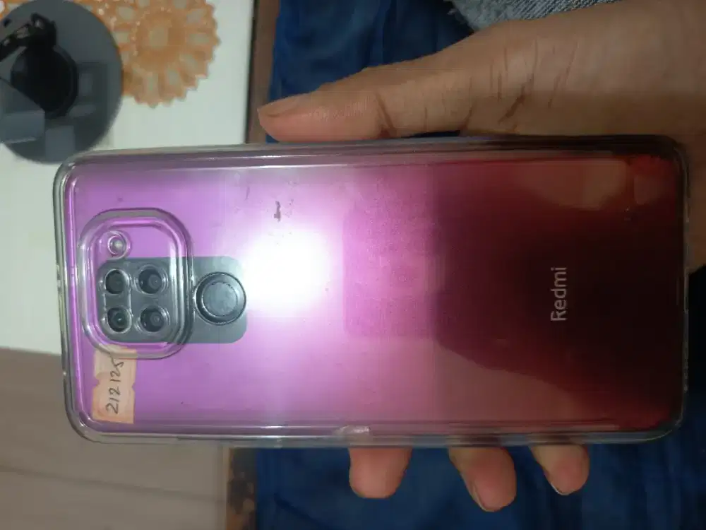 Dijual HP Xiaomi redmi note 9 bekas barang masih nyala fungsi