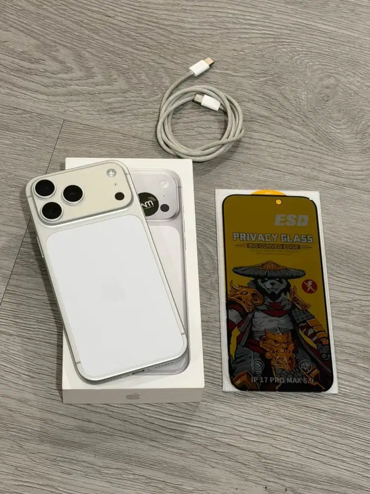 iPhone 17 Pro Max 256GB Silver ex iBox Garansi ON Fullset Mulus