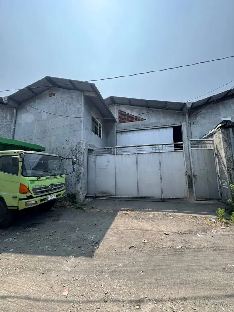 GUDANG LOKASI STRATEGIS AREA BUDURAN SIDOARJO