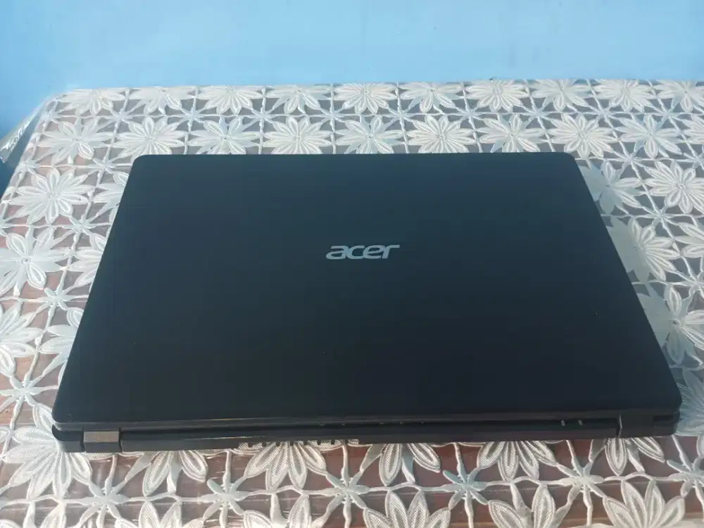 Leptop Acer Aspire A315-42-R1RE