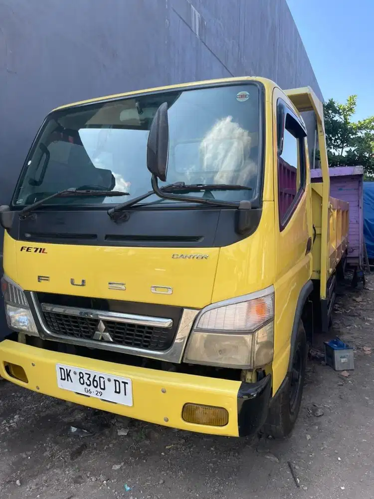Truk canter engkel tahun 2023