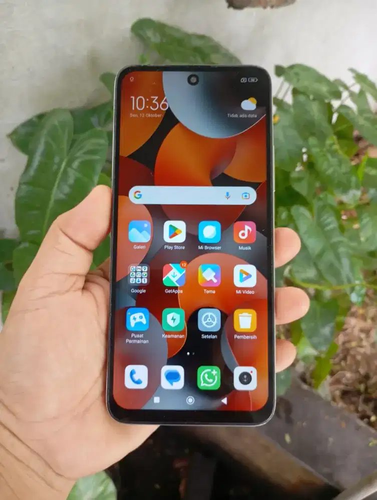 redmi 12 ram 8/256 second normal