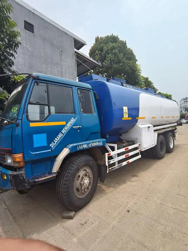 Mobil Mitsubishi Tangki 24 KL