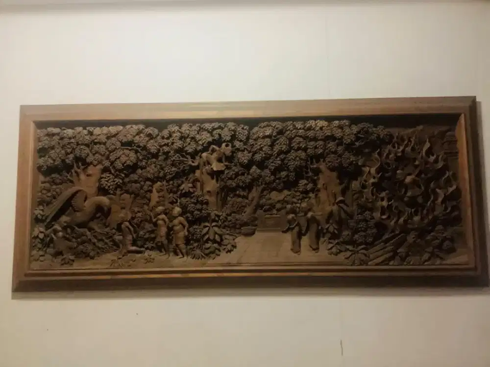 Hiasan dinding/relief