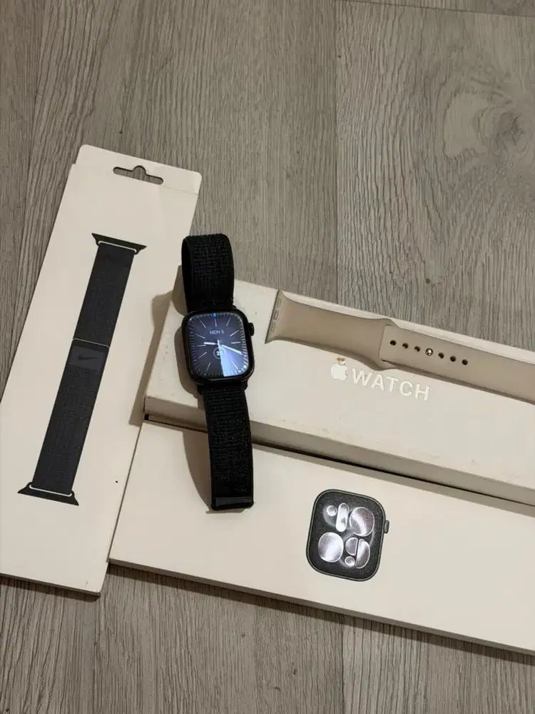 NETT! Apple Watch series 11 42mm GPS Jet Black ex iBox