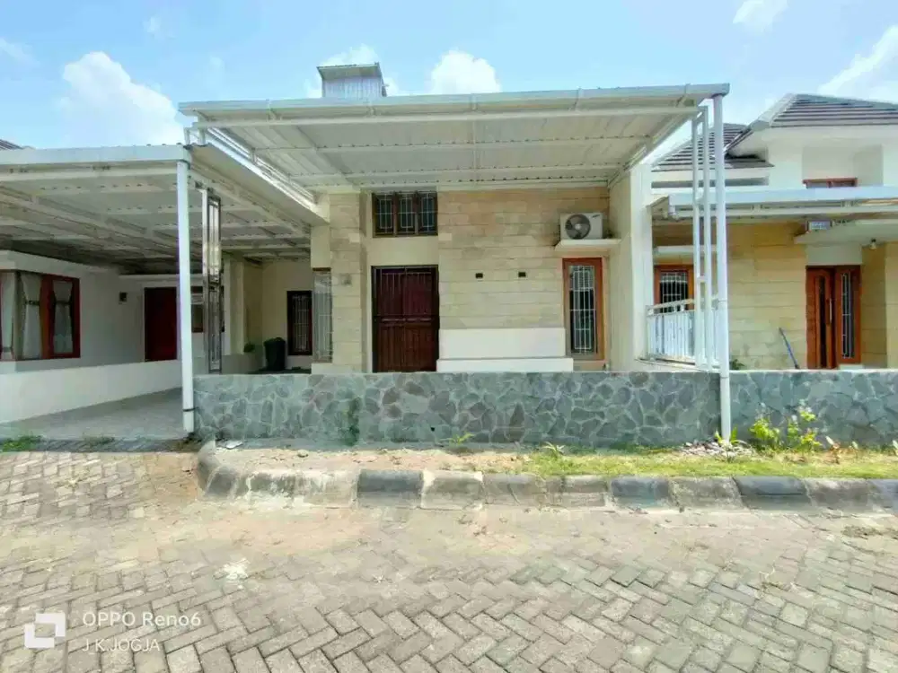 disewakan rumah minimalis full furnish dalam perumahan dekat candi sambisari