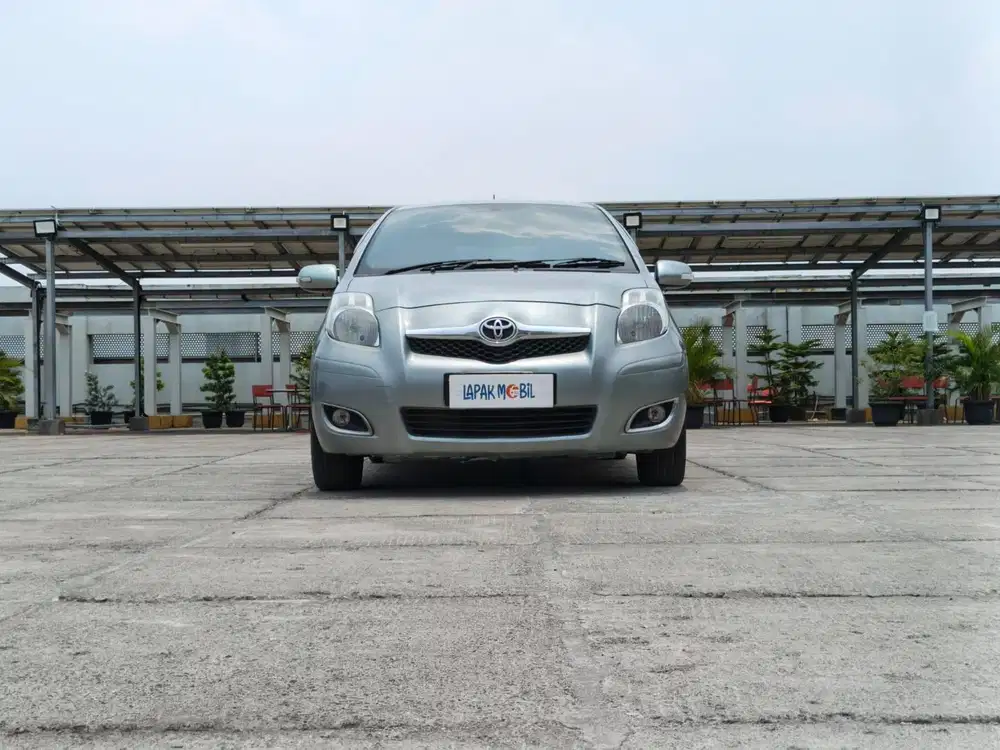 Toyota Yaris S Limited 1.5 Matic AT 2011 Silver KM 132RB