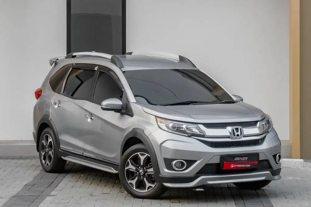 Honda BRV BR-V 1.5 Prestige CVT Matic 2016 Abu Abu Metalik.