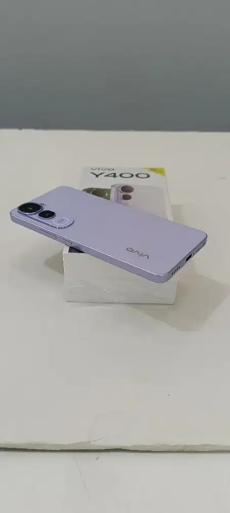 Vivo y400 8/256 ,fulset,seken seperti baru,belum pernah bongkar