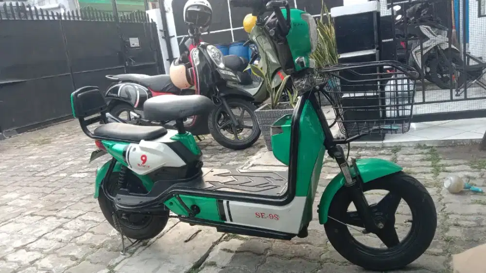 Sepeda Listrik E9