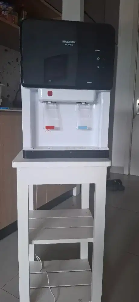 Jual tempat galon air&Rak