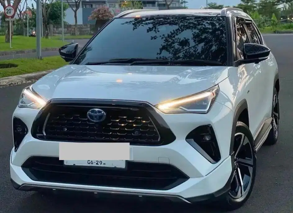 YARIS CROSS 1.5 GR TSS TWOTONE HYBRID-AT