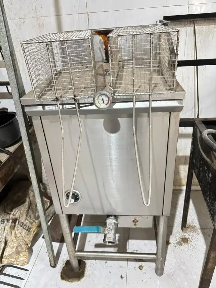 Deep Fryer 30 Liter untuk Usaha Fried Chicken dan Gorengan