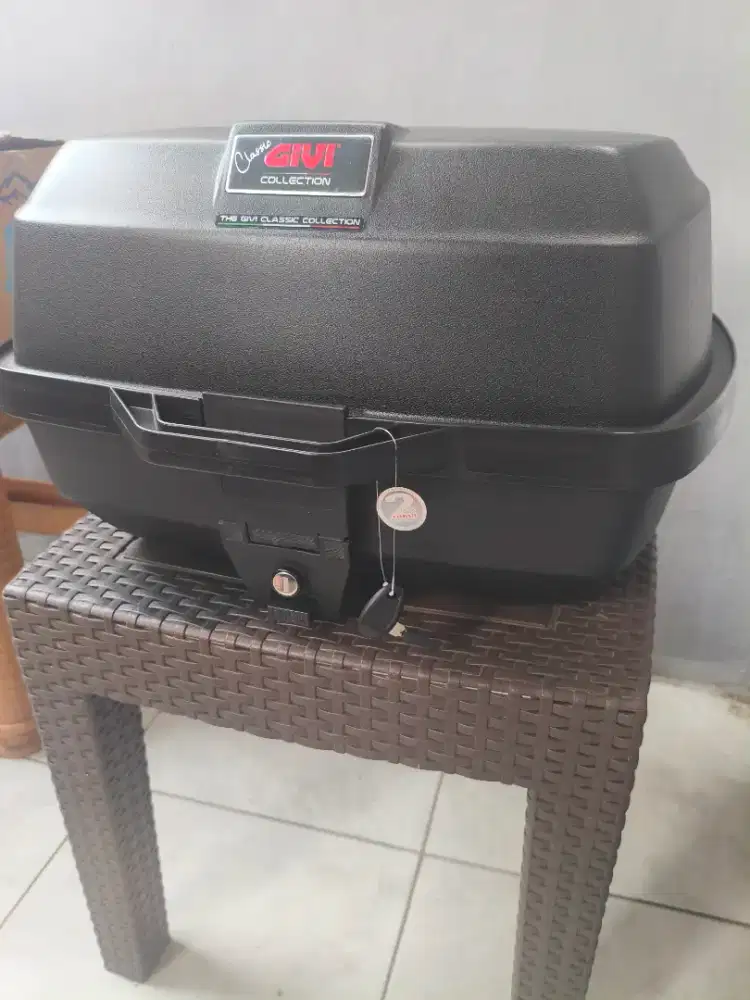 Box motor givi e20 stock baru tanpa baseplate
