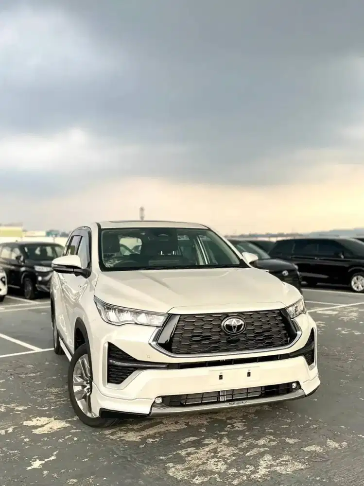 Innova Zenix CVT 2.0 2026