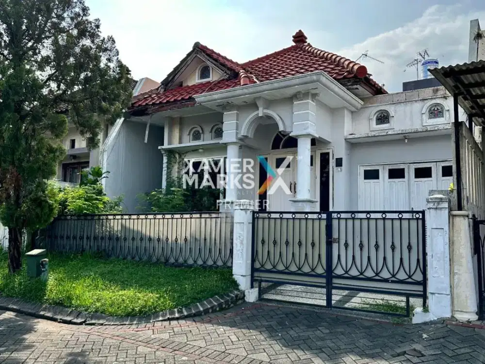 Dijual Rumah Row Jalan Lebar Siap Huni di Istana Dieng Malang