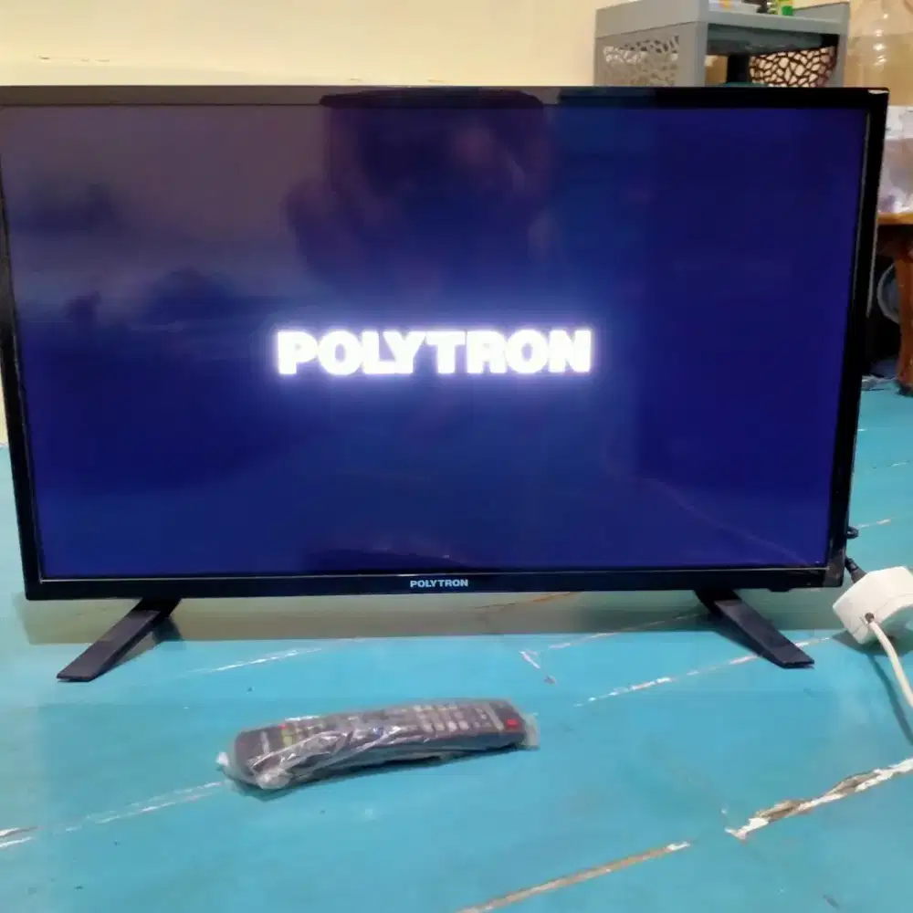 SMART TV POLYTRON 32 INCH