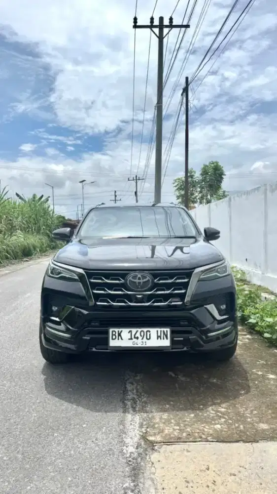 Toyota Fortuner 2021 2,4 Solar