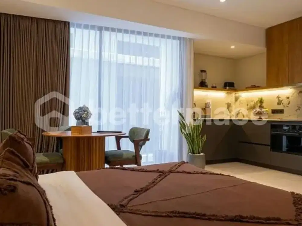 Oceanfront Apartment in Berawa — Rooftop Infinity Pool, Ocean Views and a Two-Minute Walk to the Sand