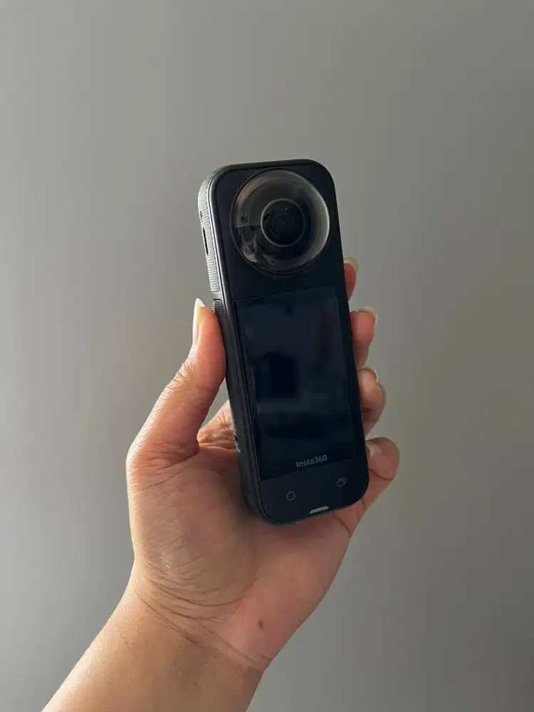 Camera Insta 360 X5 Full Set Essentials Bundle