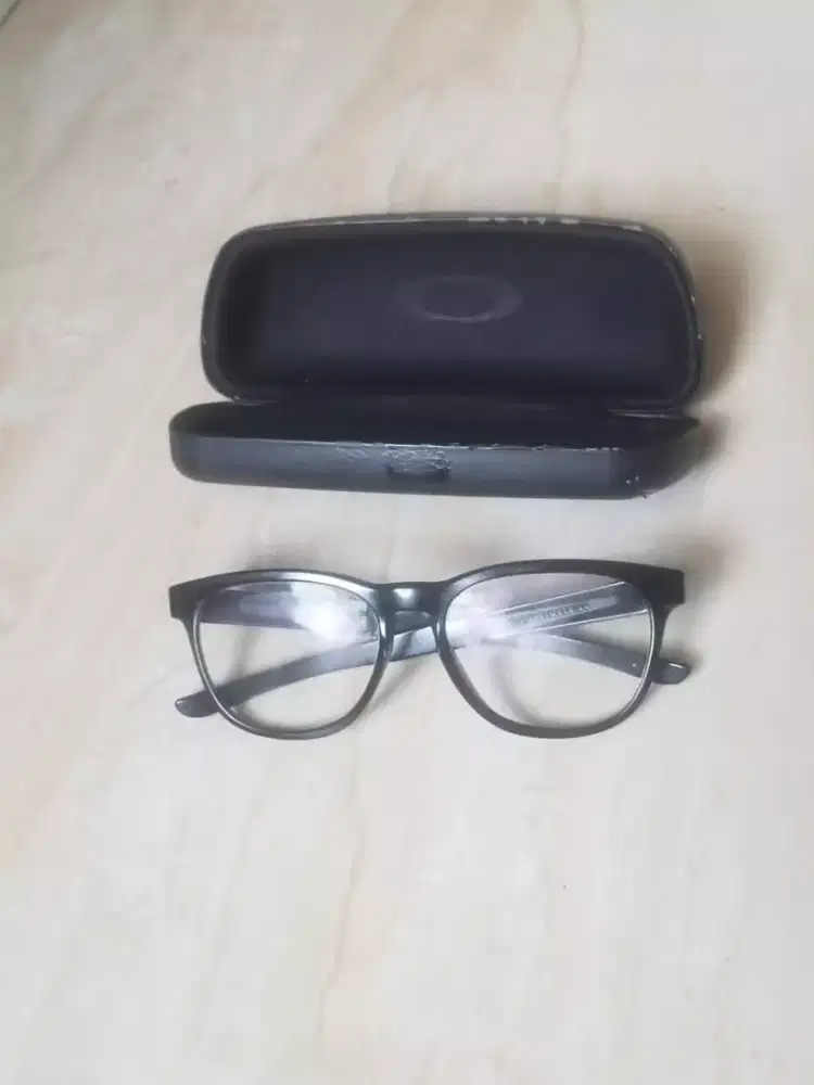 Kacamata Oakley stringer original