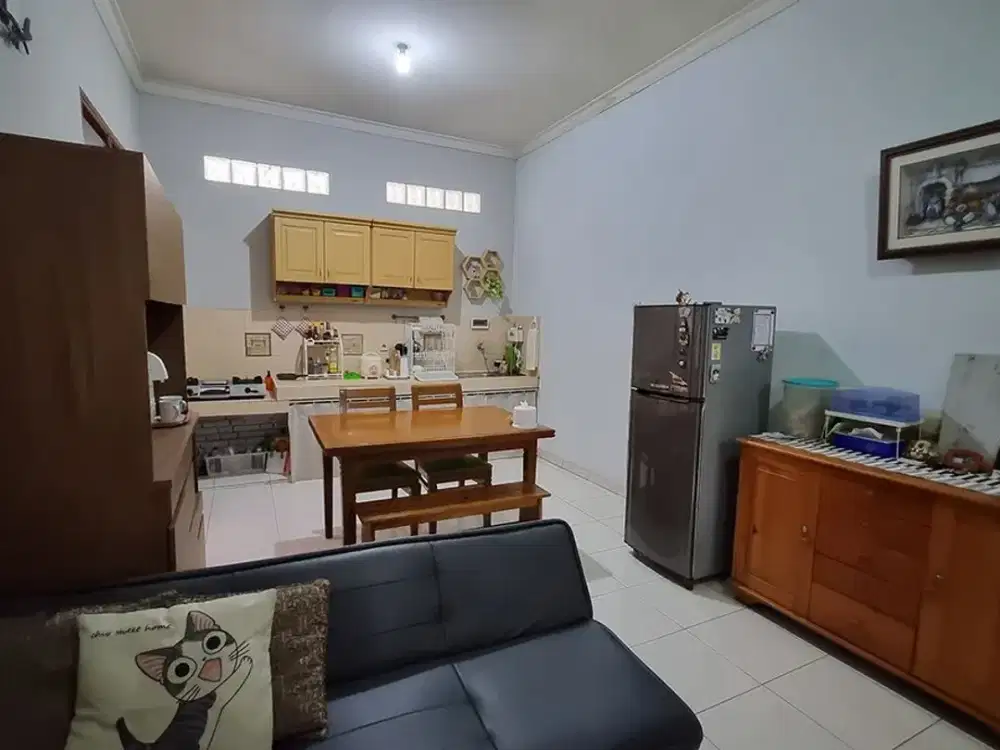 Dijual Rumah Siap Huni di Taman Holis Indah Bandung