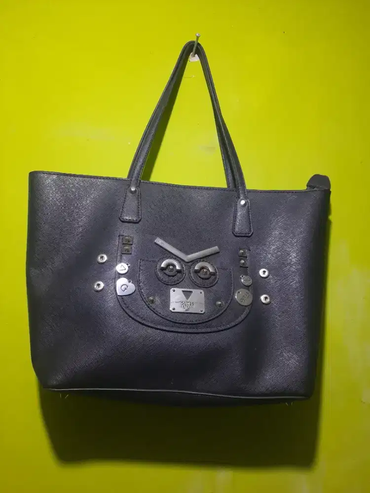 Preloved Tas Guess ORI