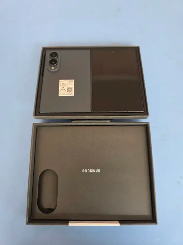 SAMSUNG GALAXY Z FOLD 8 WIDE 256GB GRAPHITE