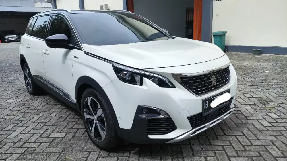 Peugeot 5008 1.6 GT Line AT 2019