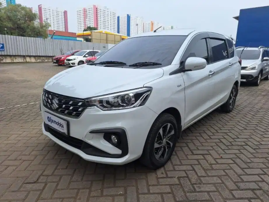 DP MURAH Suzuki Ertiga 1.5 GX Hybrid-AT 2022 Putih CHFSB