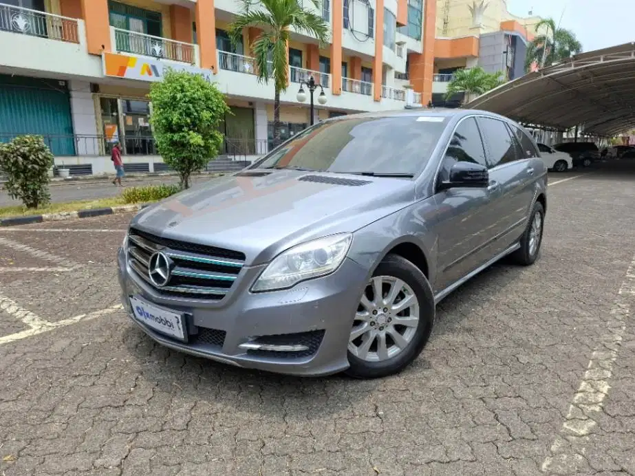 Mercedes-Benz R300L 3.0 Family Bensin AT 2011 Abu
