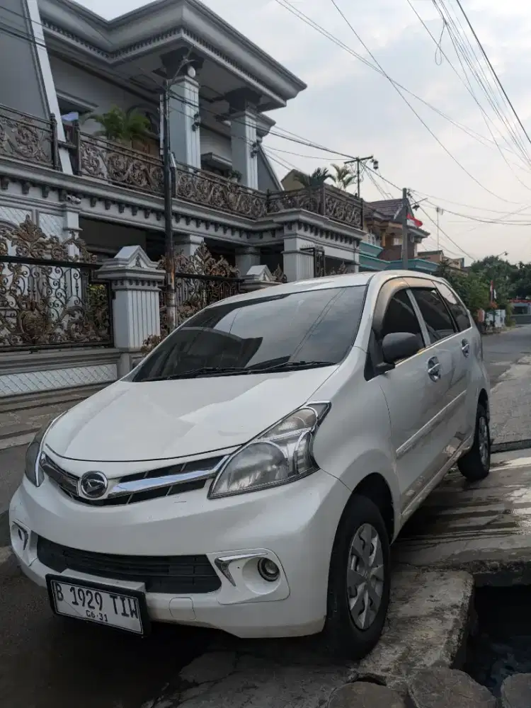 Xenia 1.3 Manual pajak hidup panjang
