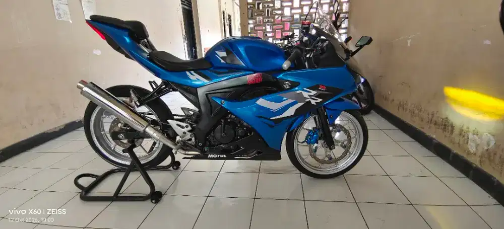 Gsx 150r Biru Metalik