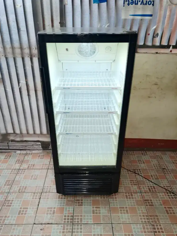 Jual showcase polytron 4 rak normal orian